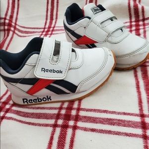 2 pair Reebok Classic & Blue/White